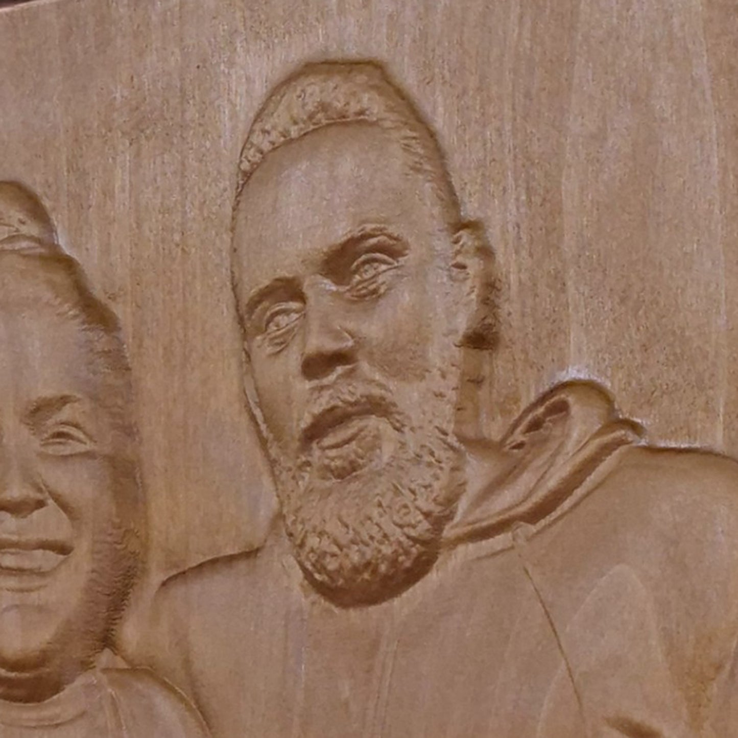 Custom Wooden Carving from Photo. Personalized Handcrafted Portrait from Picture.